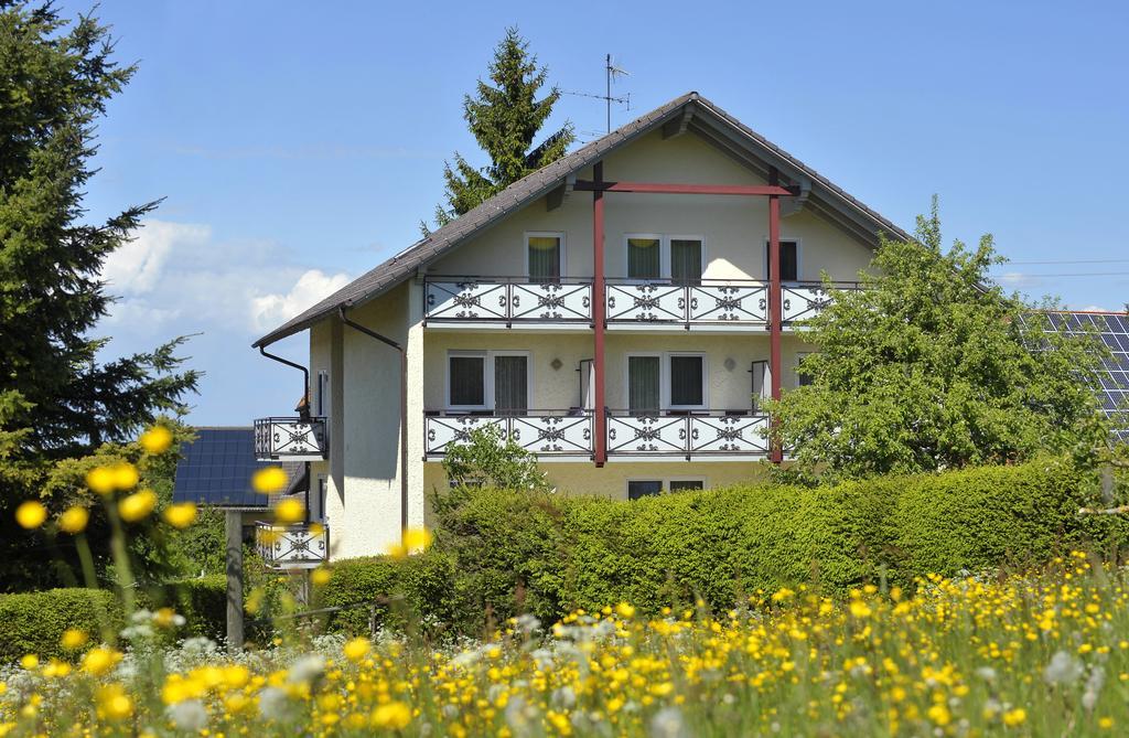 Pension Fohrenberg Ewattingen Bagian luar foto